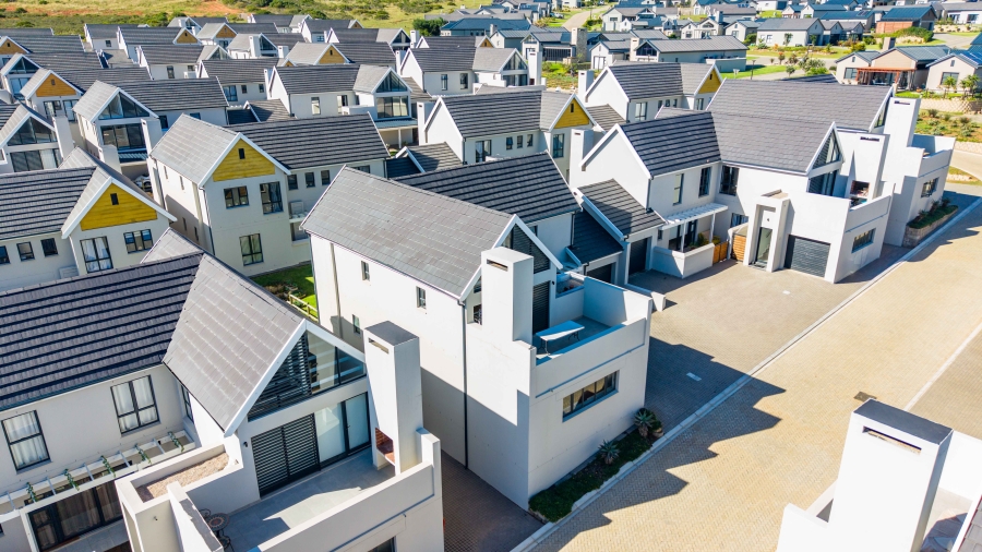 2 Bedroom Property for Sale in Hartland Lifestyle Estate Western Cape